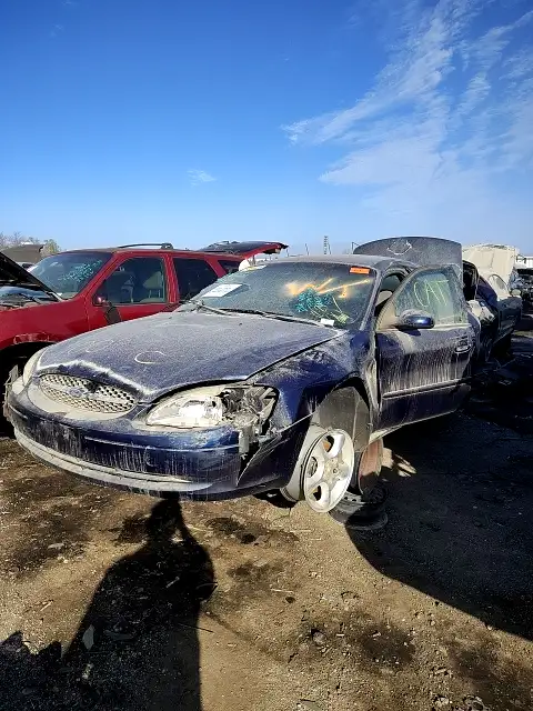 Photo of 2000 Ford Taurus
