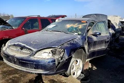 Photo of 2000 Ford Taurus