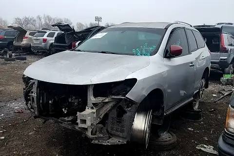 Photo of 2015 Nissan Pathfinder