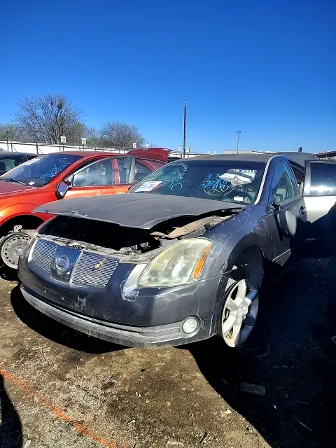 Photo of 2005 Nissan Maxima