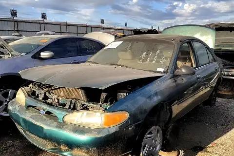 Photo of 1997 Ford Escort