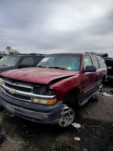 Photo of 2004 Chevrolet Suburban