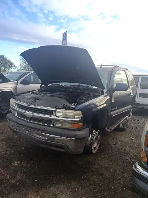 Photo of 2002 Chevrolet Tahoe