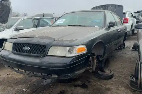 Photo of 2008 Ford Crown Victoria