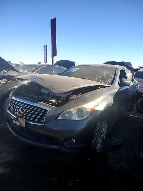 Photo of 2012 Infiniti M35