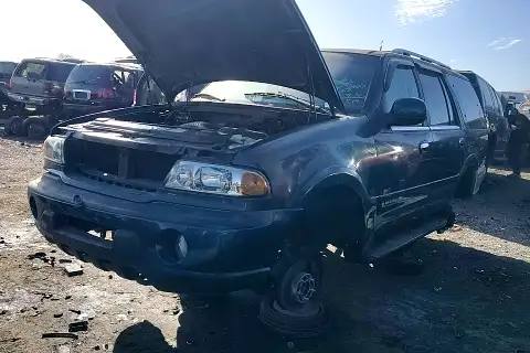 Photo of 1998 Lincoln Navigator