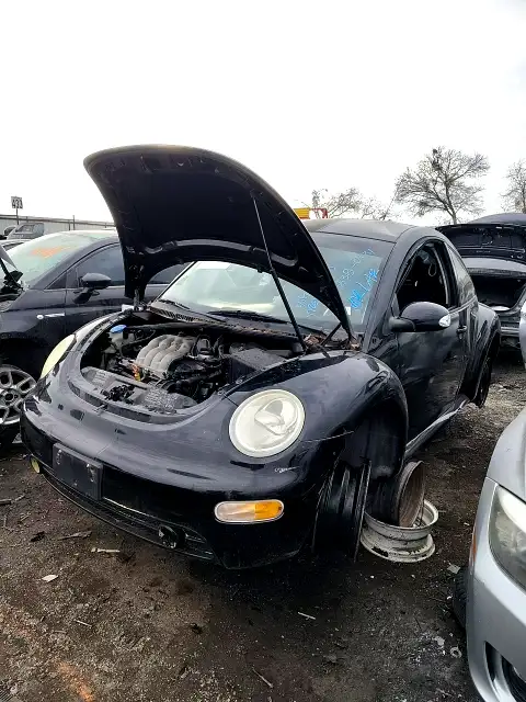Photo of 2004 Volkswagen Beetle