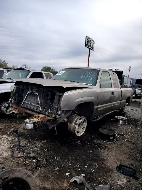 Photo of 2003 Chevrolet Silverado