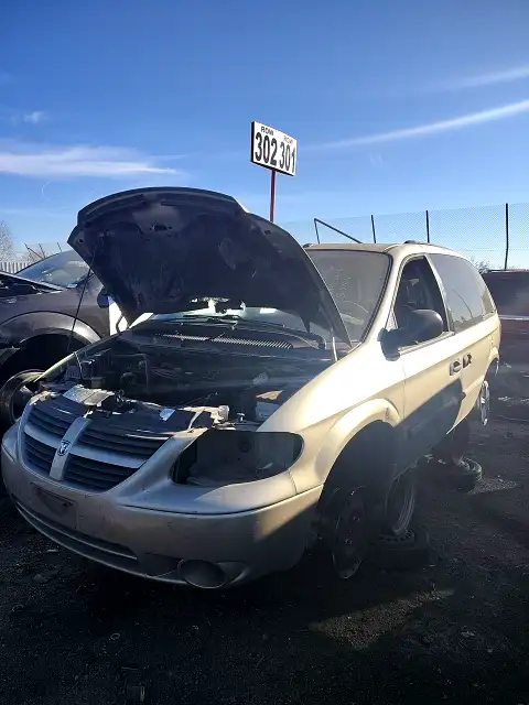 Photo of 2006 Dodge Caravan