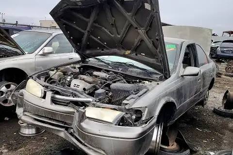 Photo of 2000 Toyota Camry