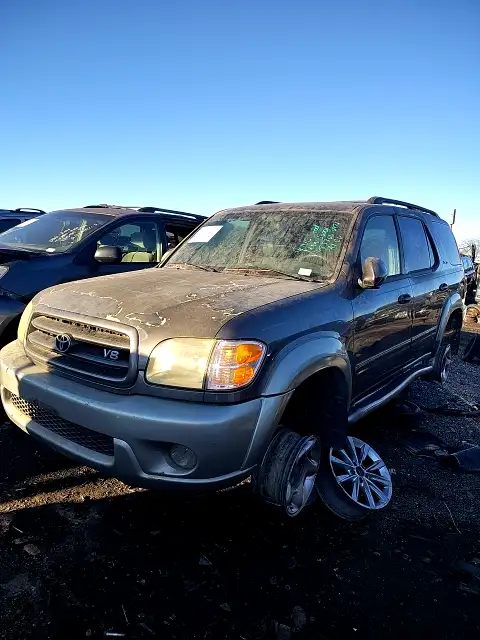 Photo of 2003 Toyota Sequoia