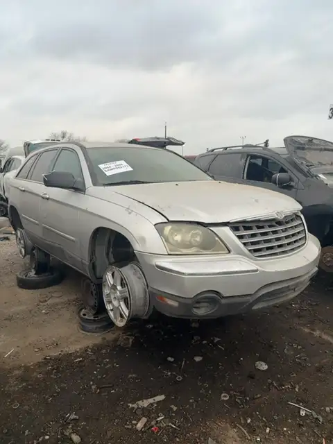 Photo of 2006 Chrysler Pacifica