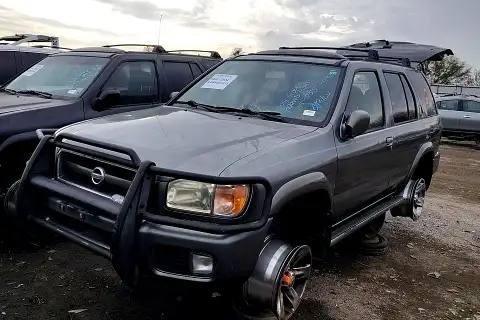 Photo of 2004 Nissan Pathfinder