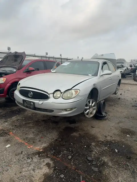 Photo of 2005 Buick Lacrosse