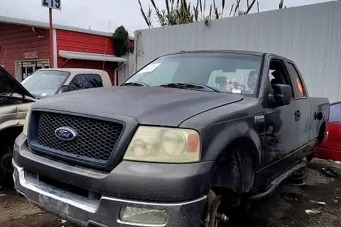 Photo of 2004 Ford F-150