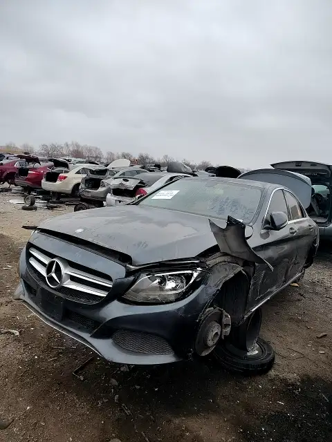 Photo of 2015 Mercedes-Benz C-Class