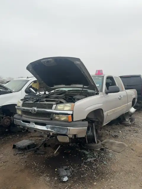 Photo of 2004 Chevrolet Silverado