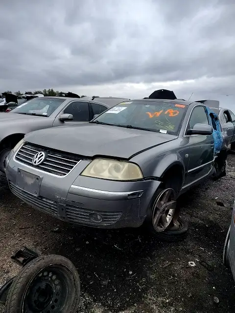 Photo of 2004 Volkswagen Passat