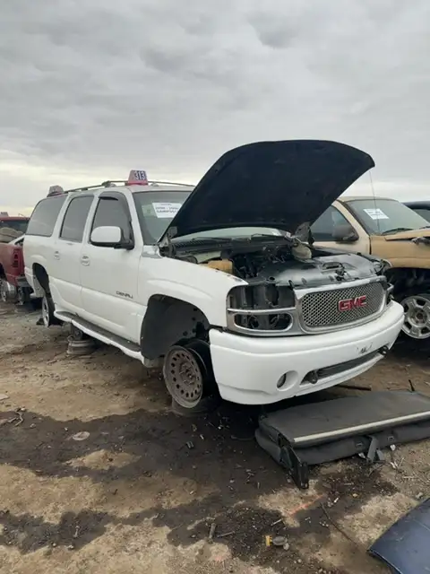 Photo of 2003 Gmc Yukon Xl
