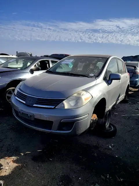 Photo of 2008 Nissan Versa