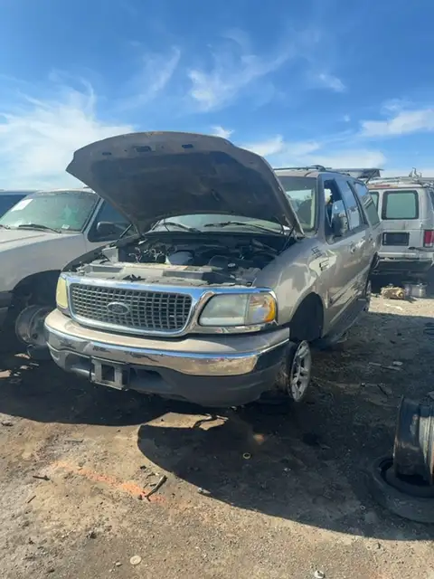 Photo of 2002 Ford Expedition