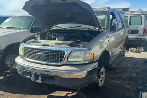 Photo of 2002 Ford Expedition