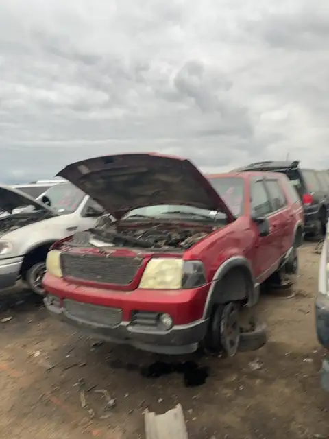 Photo of 2003 Ford Explorer