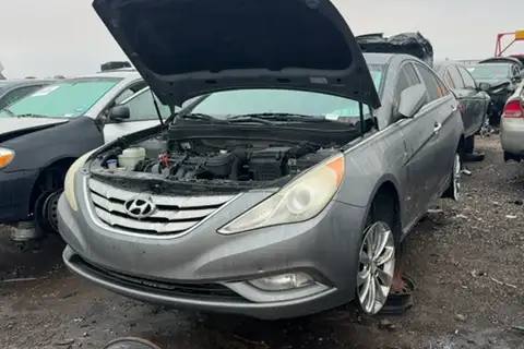 Photo of 2012 Hyundai Sonata