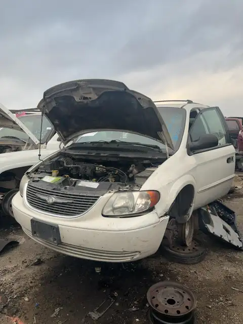 Photo of 2002 Chrysler Town & Country