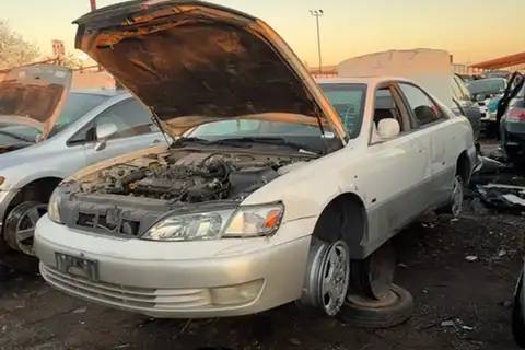Photo of 1999 Lexus Es 300