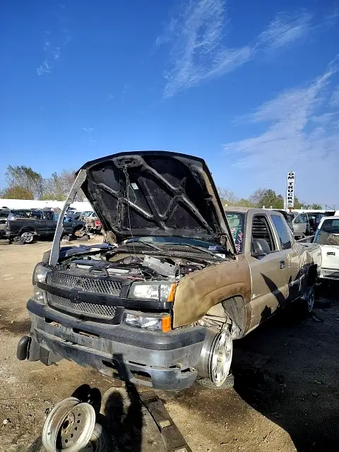 Photo of 2004 Chevrolet Silverado