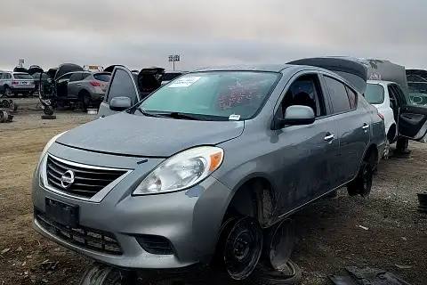 Photo of 2013 Nissan Versa