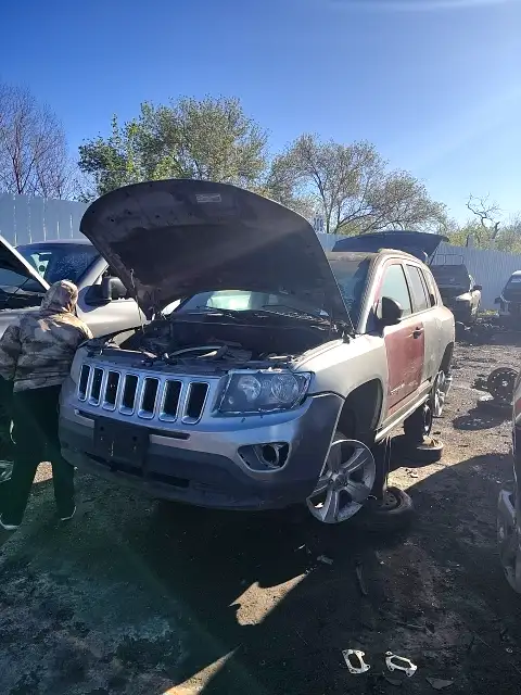Photo of 2016 Jeep Compass