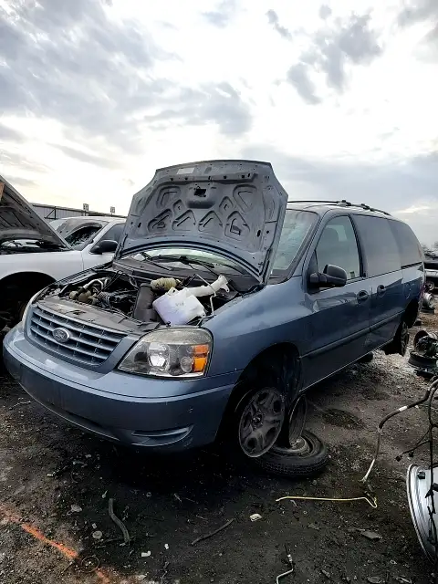 Photo of 2005 Ford Freestar