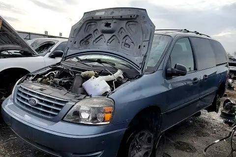 Photo of 2005 Ford Freestar