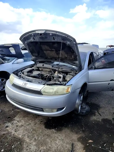 Photo of 2003 Saturn Ion