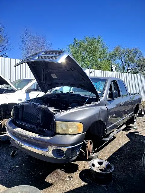 Photo of 2003 Dodge Ram 1500