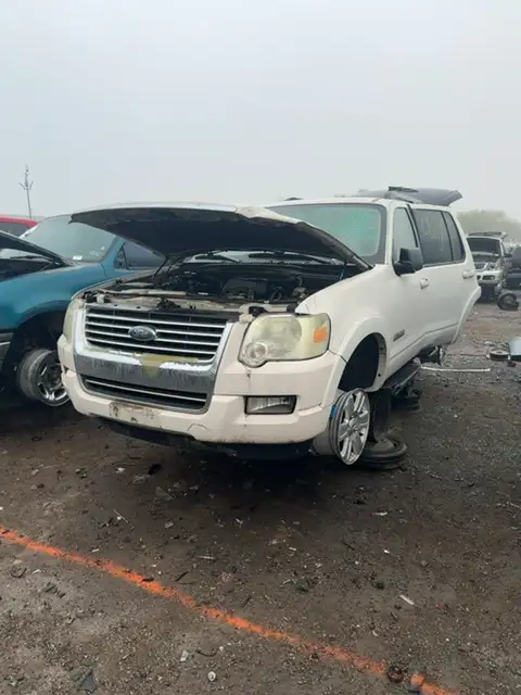 Photo of 2008 Ford Explorer
