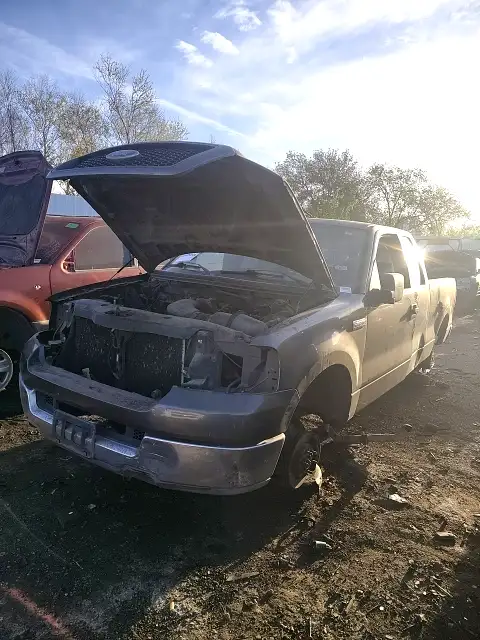 Photo of 2004 Ford F-150