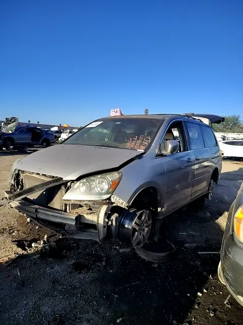 Photo of 2005 Honda Odyssey