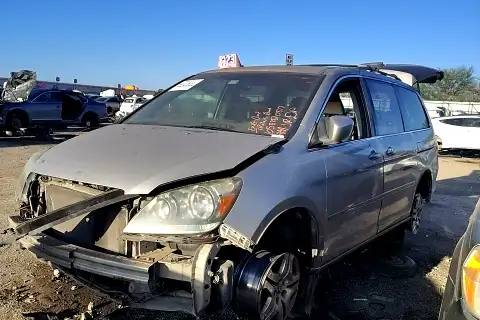 Photo of 2005 Honda Odyssey