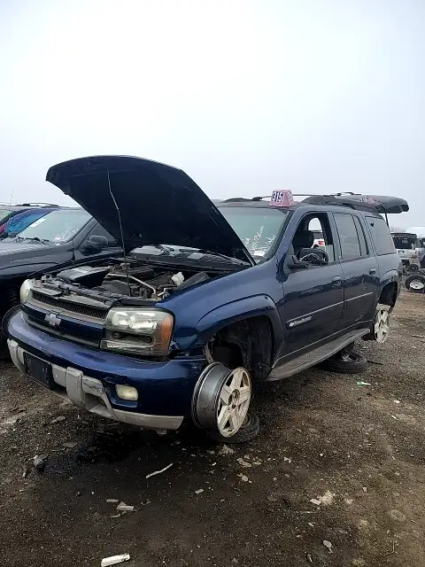 Photo of 2003 Chevrolet Trailblazer