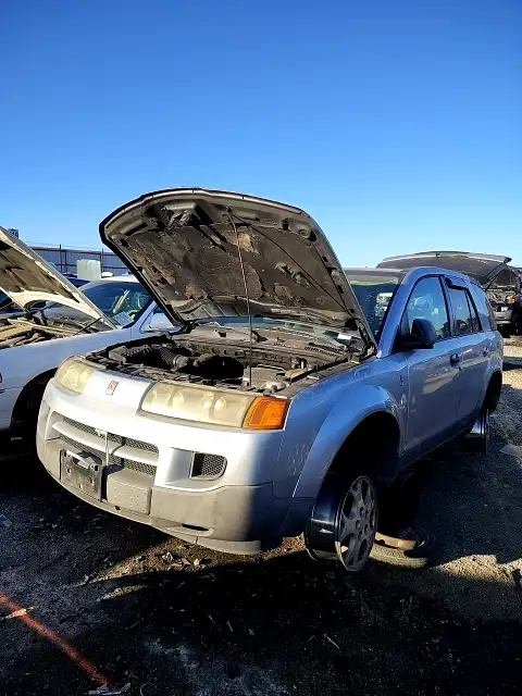 Photo of 2004 Saturn Vue