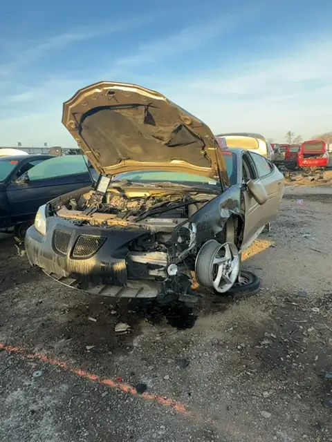 Photo of 2004 Pontiac Grand Prix