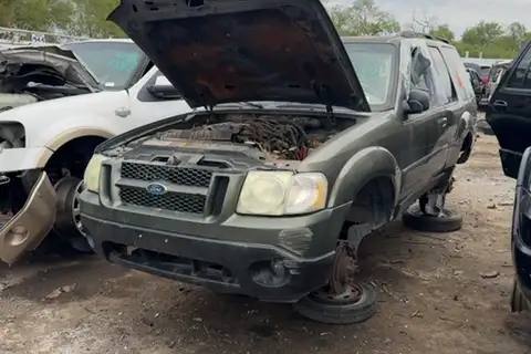 Photo of 2003 Ford Explorer Sport