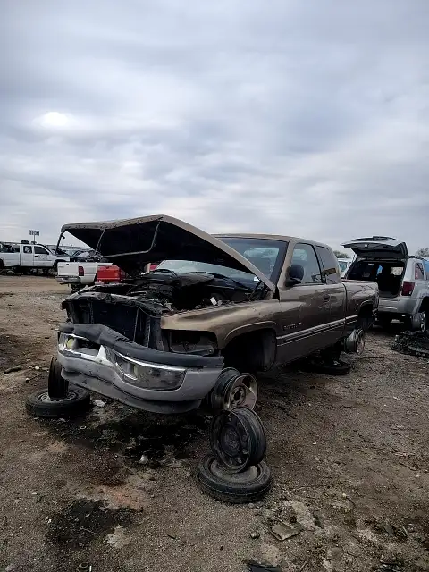 Photo of 2001 Dodge Ram 1500