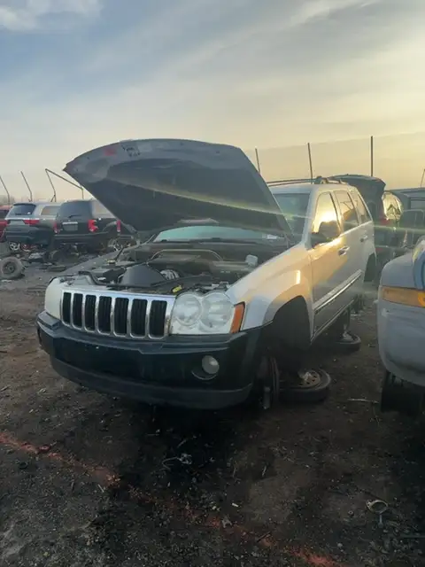 Photo of 2005 Jeep Grand Cherokee