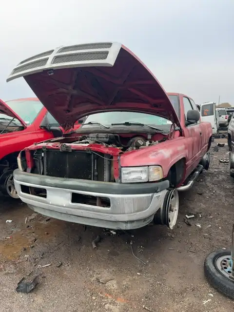 Photo of 1999 Dodge Ram 1500