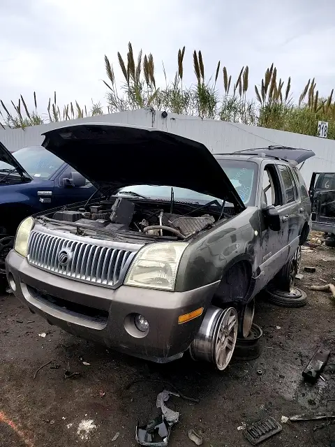 Photo of 2002 Mercury Mountaineer