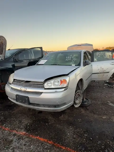 Photo of 2005 Chevrolet Malibu